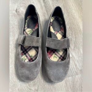 Born "Malli" Suede Mary Jane Flats.
